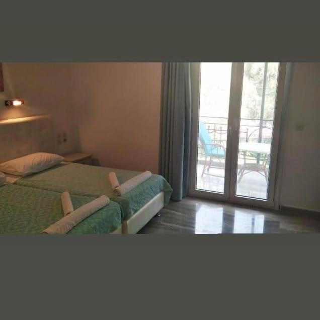 Hotel Oasis Parga Exterior foto