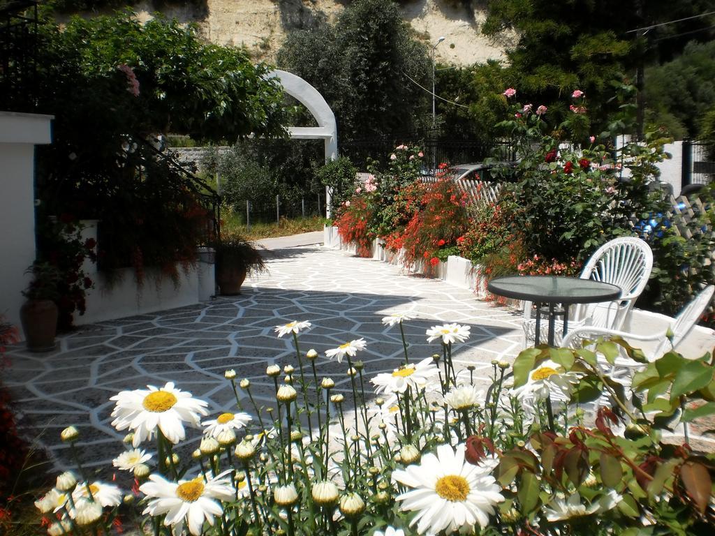 Hotel Oasis Parga Exterior foto