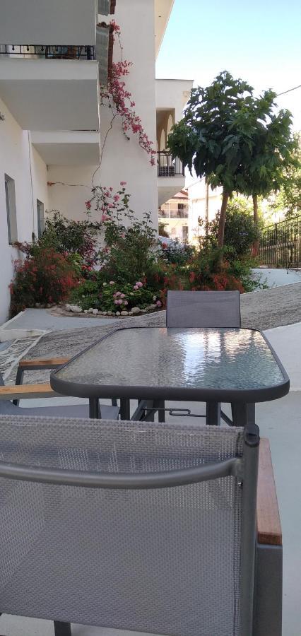 Hotel Oasis Parga Exterior foto